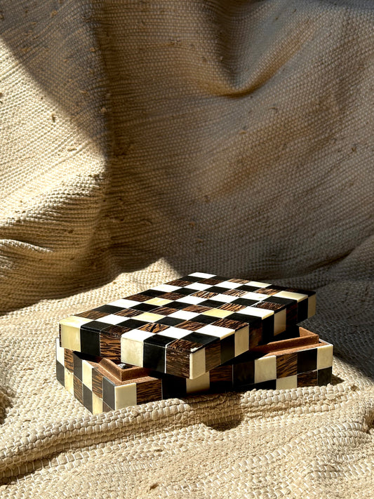 Checkers-inspired Bone Box